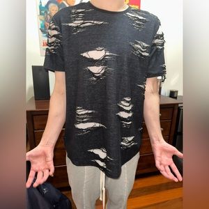 GUESS distressed tshirt